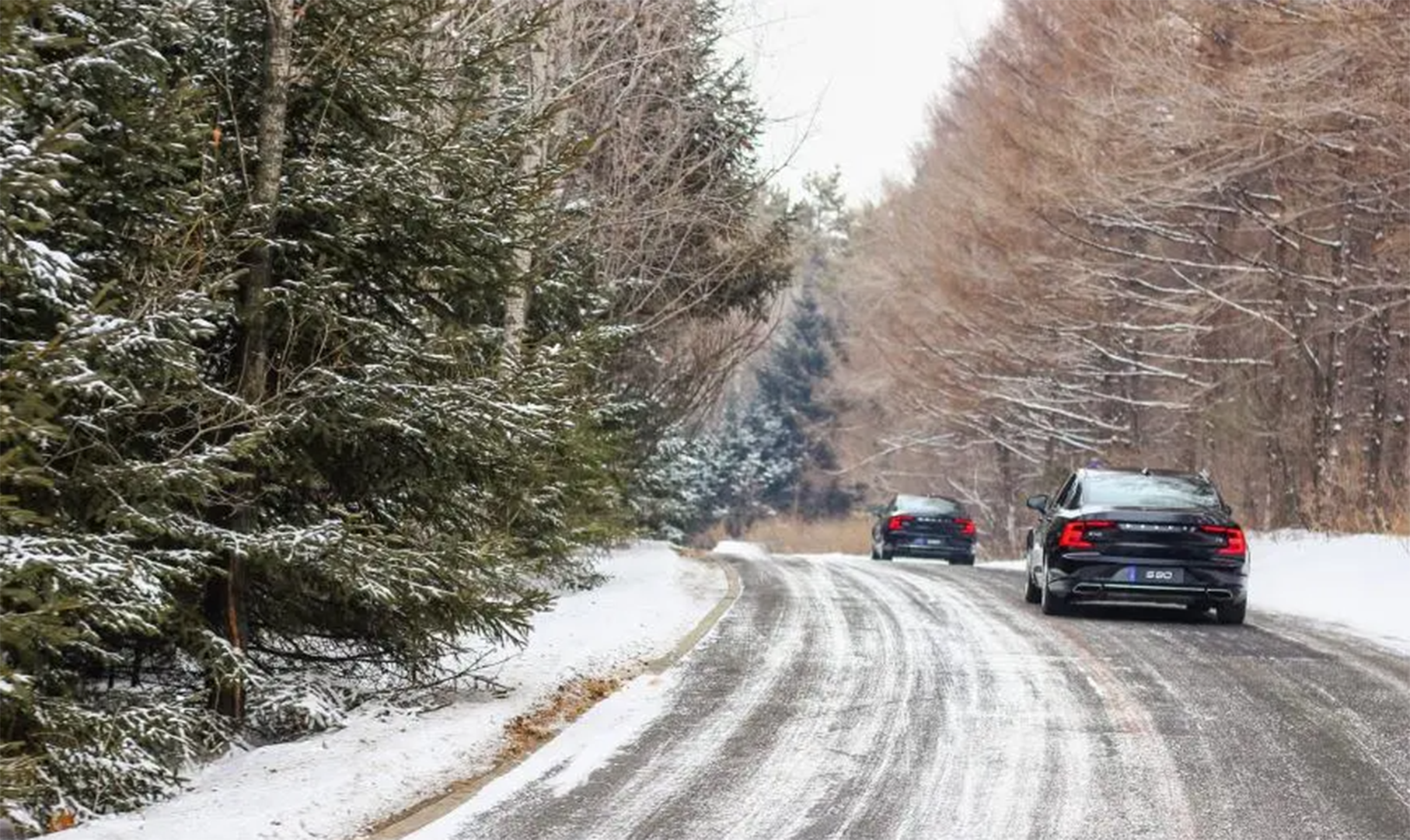 怎樣通過(guò)積雪覆蓋的道路